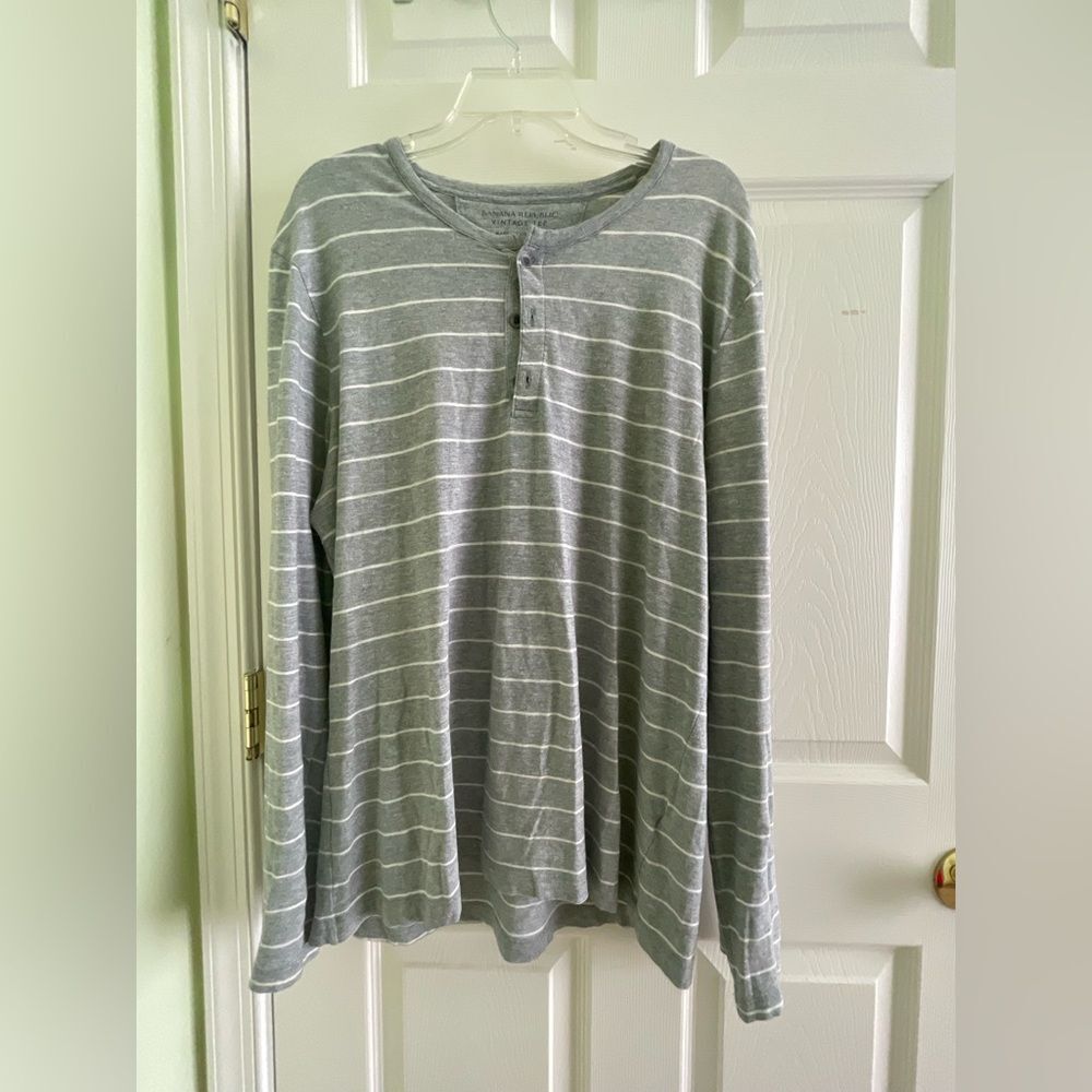 Banana Republic Business Casual Shirt - L - Grey Striped - Cotton Long Sleeve